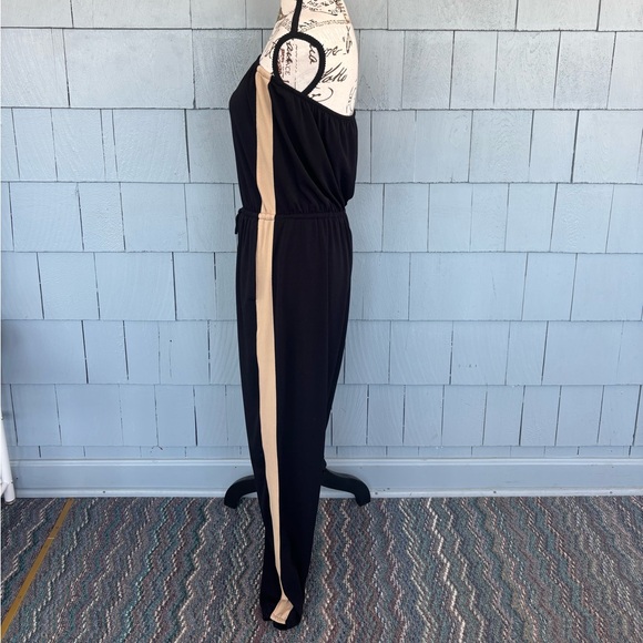 Express Jumpsuit - Picture 3 of 11